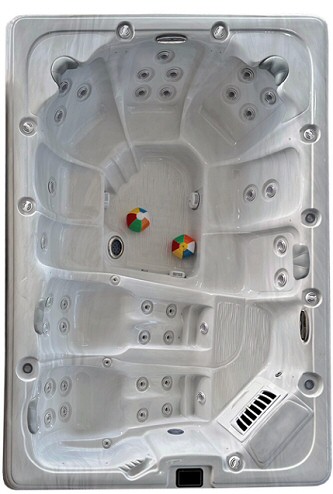Dynasty Family Spa 11' Oasis DL Hot Tub