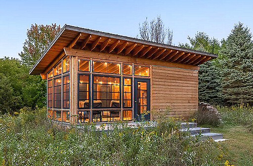 A Finnleo Custom-Cut Outdoor Sauna will meet your special needs for backyard living. 